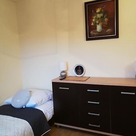 Noclegi U Mai Olsztyn  Buitenkant foto